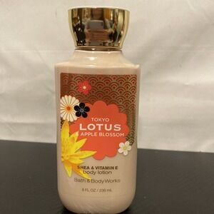 Bath & Body Works Original TOKYO LOTUS & APPLE BLOSSOM 8 oz Lotion‎